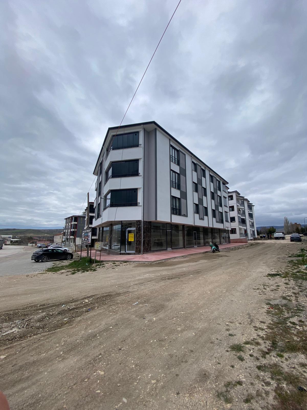 MABEL'DEN BORSA MAHALLESİNİN GÖZBEBEĞİ KONUMDA DÜKKAN